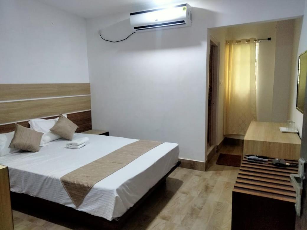 Hotel Magic Square Guwahati Ngoại thất bức ảnh